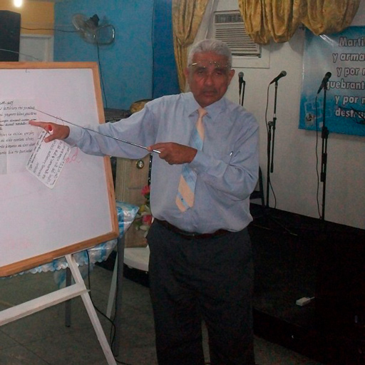 Dr Oswaldo Monasterios
